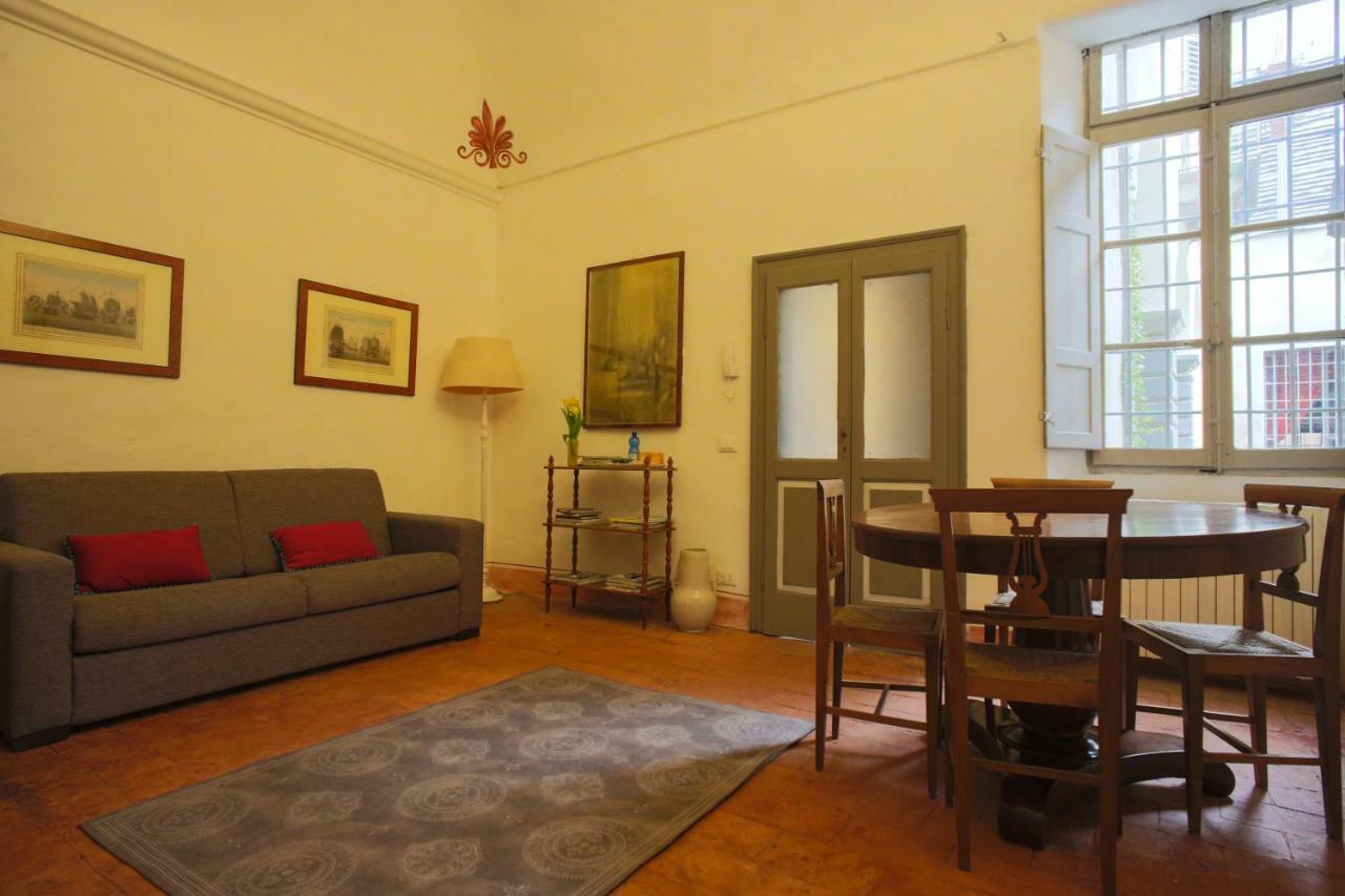 פיאצ'נצה Two Rooms Apartment In Palazzo Malaspina מראה חיצוני תמונה